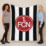 1. FC Nürnberg schwarz weißer Hintergrund Fleecedecke – Decke