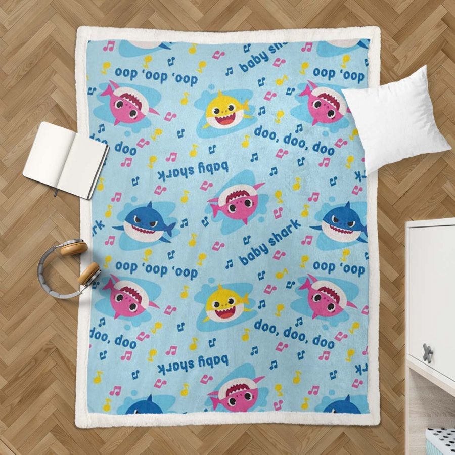 Baby Shark Familie, doo doo doo Decke - Fleecedecke – Bild 3