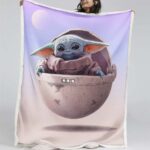 Baby Yoda süß in Star Wars 4 Decke – Fleecedecke