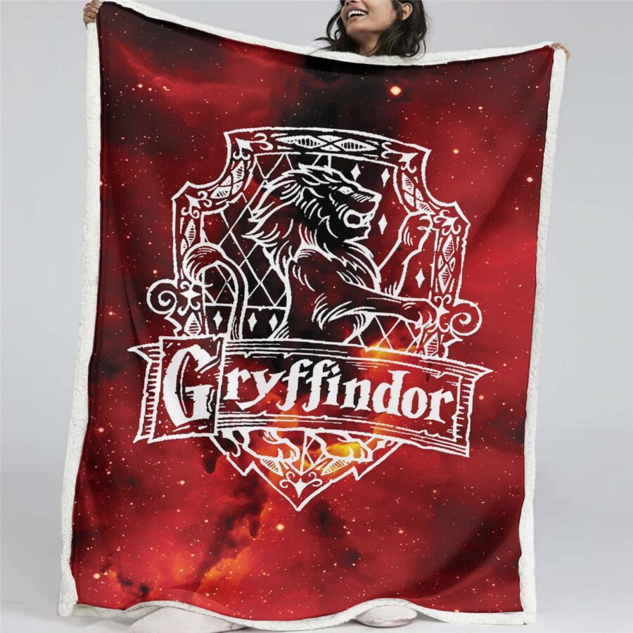 Gryffindor-Harry-Potter-1-2.jpg