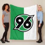 Hannover 96 grüner Hintergrund 02 Fleecedecke – Decke