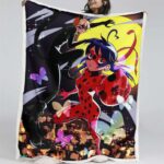 Wunderbarer Marienkäfer und Cat Noir 12 Decke – Fleecedecke