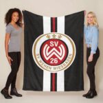 SV Wehen Wiesbaden schwarzer Hintergrund 02 Fleecedecke – Decke
