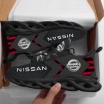 Nissan Schuhe