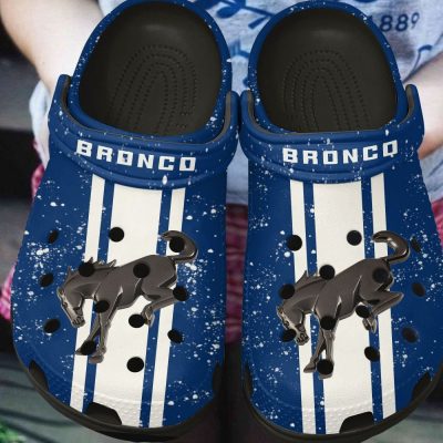Alternative view of Ford Bronco Clogs